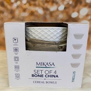 Mikasa Bone China White TRELLIS Pattern Cereal Bowls